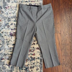 NWT Lane Bryant The 4 - Season Slim Capri